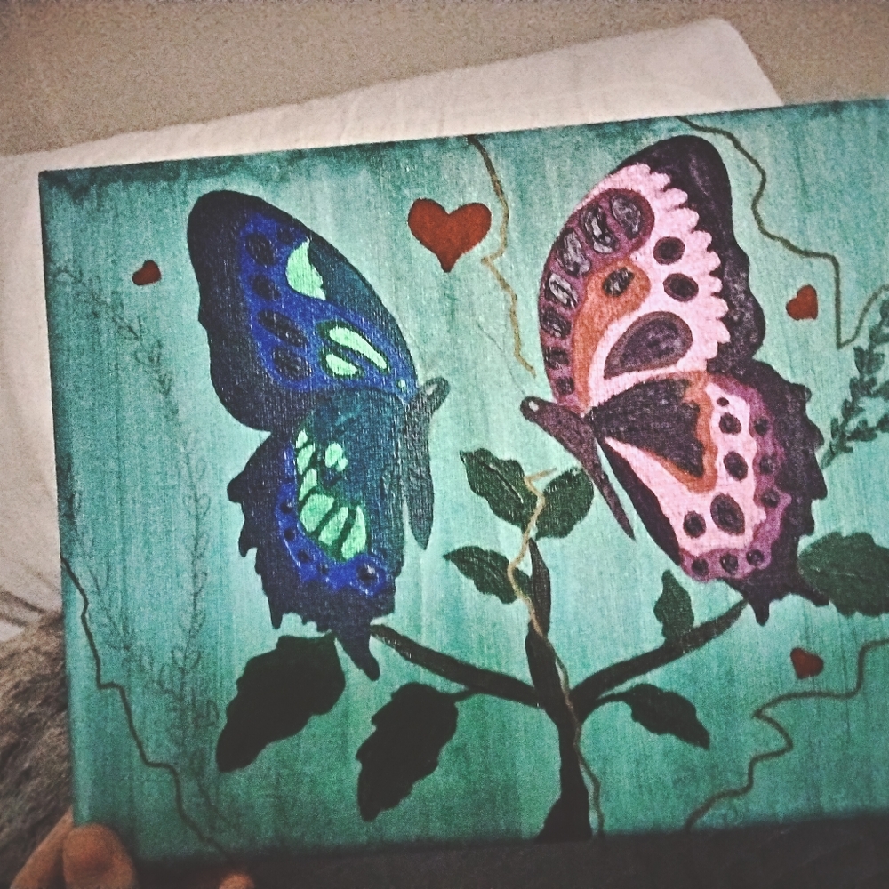 These are examples of artwork I have done. - Picture 2 of 16